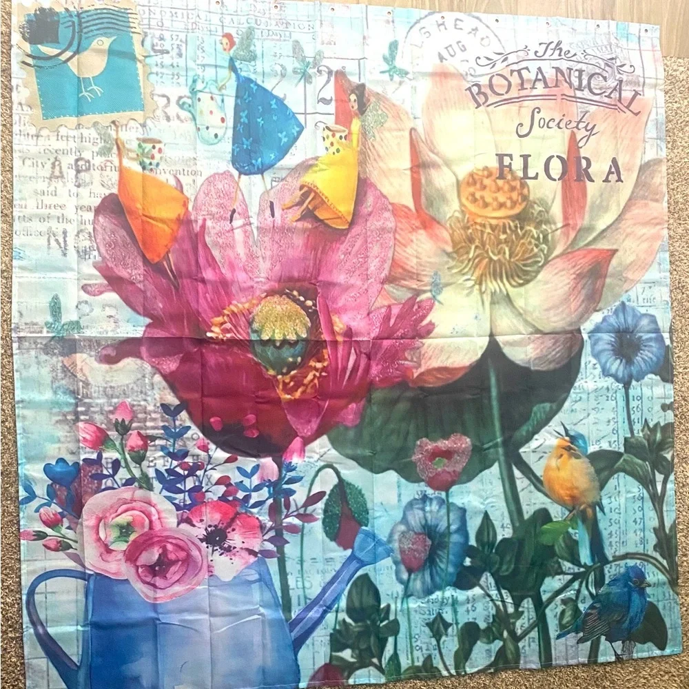 The Botanical Society‎ Flora Decorative Shower Curtain